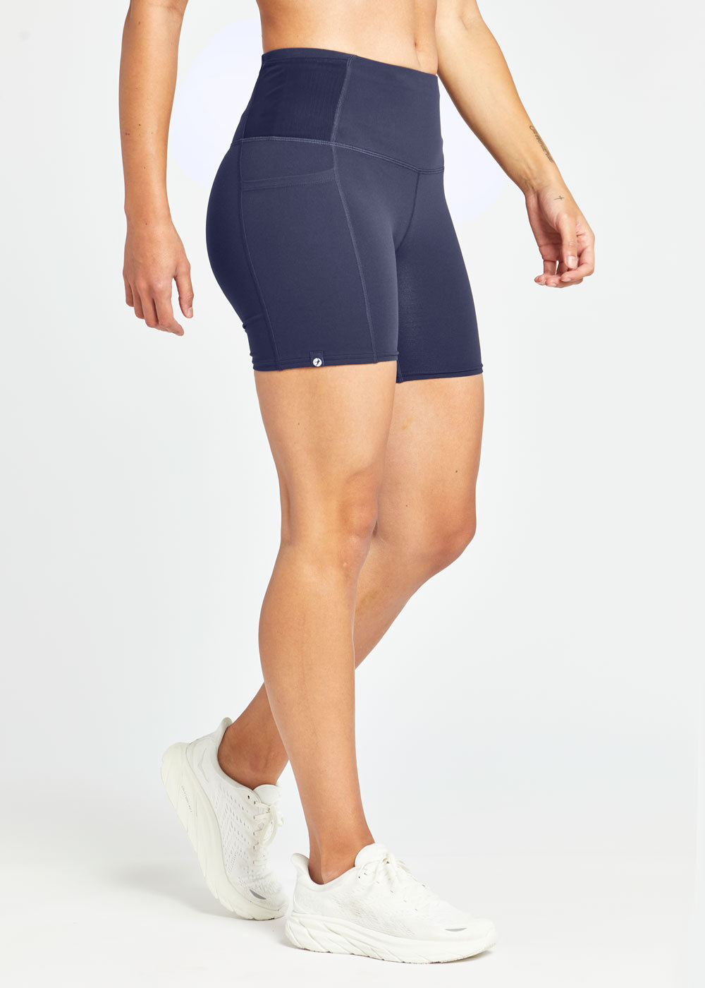 Lululemon 7 Inch Shorts Womens Size 8